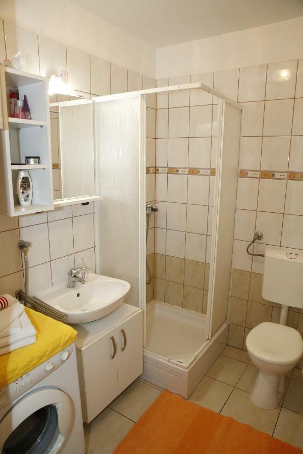 Apartman Alica Srima Vodice Eksteriør billede