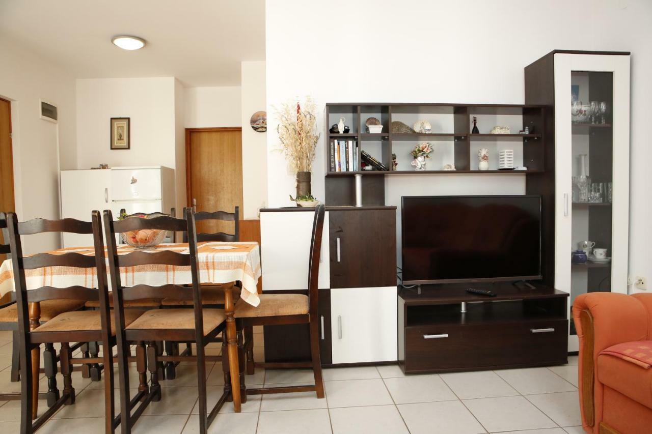 Apartman Alica Srima Vodice Eksteriør billede