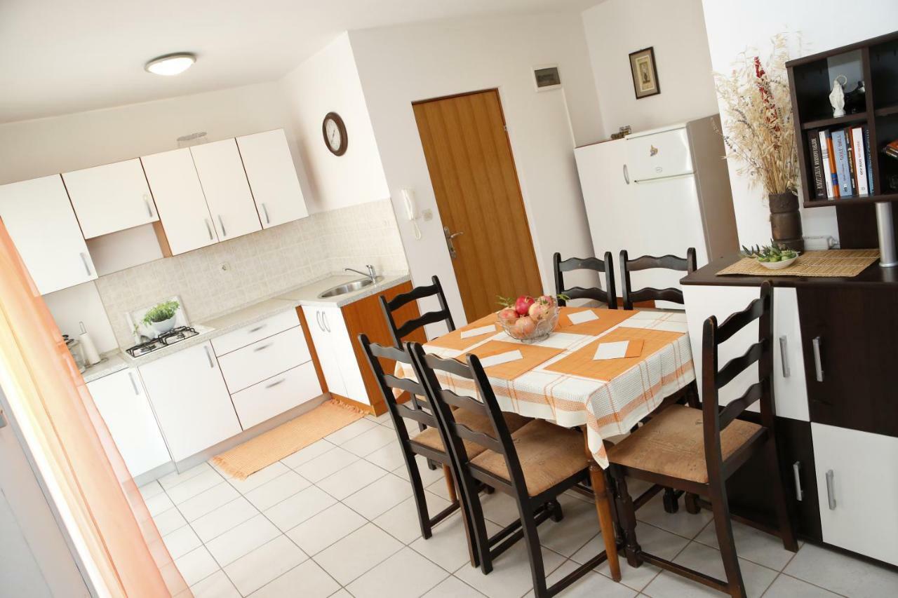 Apartman Alica Srima Vodice Eksteriør billede