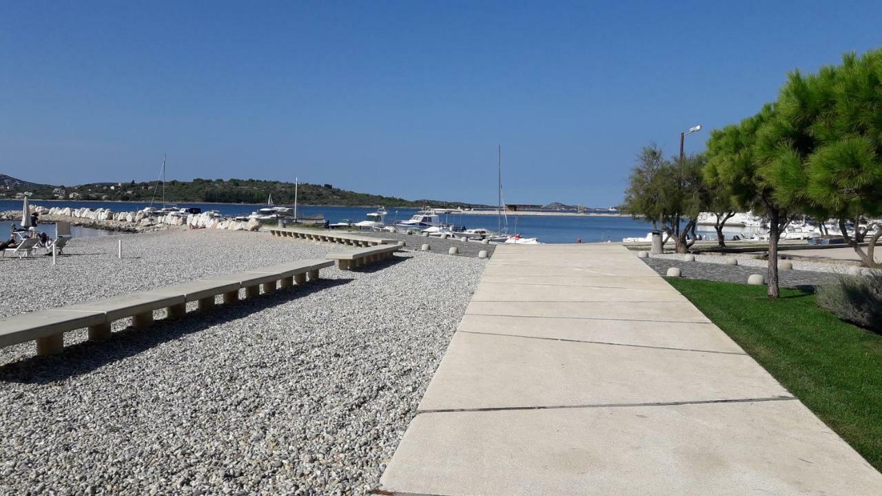 Apartman Alica Srima Vodice Eksteriør billede